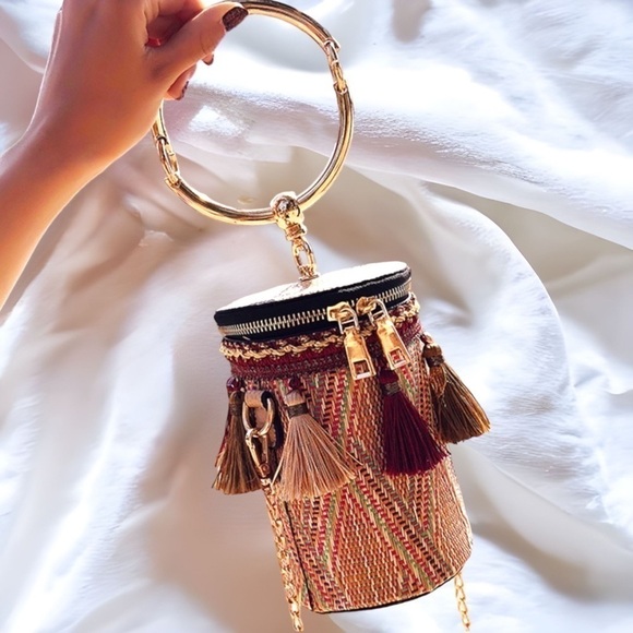 Cylindrical Woven Straw Bucket Crossbody Handbag/Shoul…Boho Chic Tassels - Picture 1 of 14